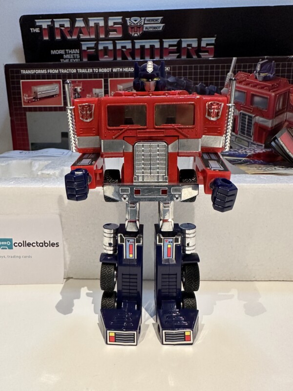 Transformers G1 Optimus Prime Boxed - Image 7