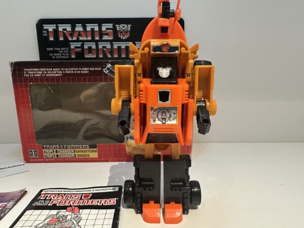 Transformers G1 Sandstorm Boxed - Image 4