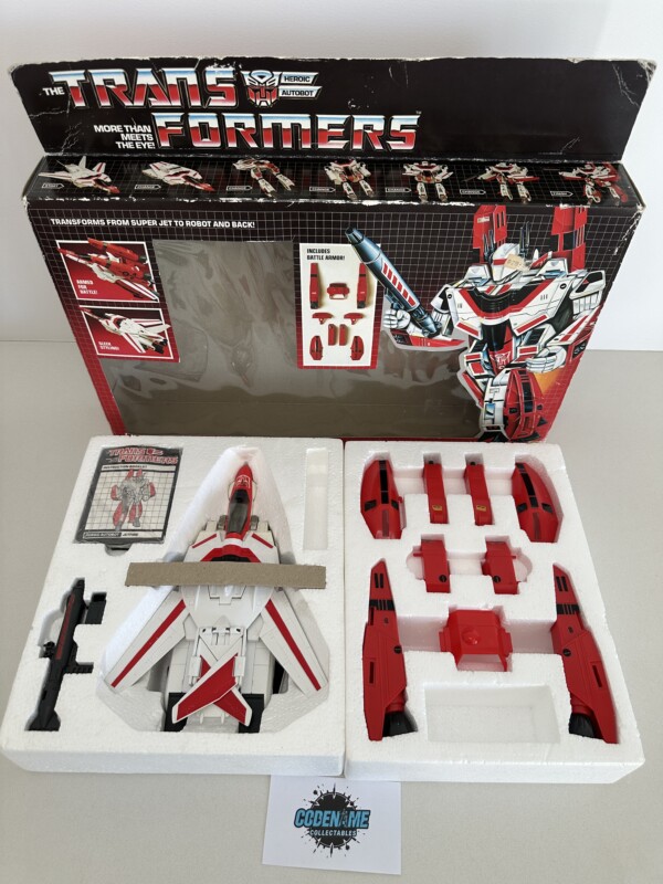 Transformers G1 Jetfire Boxed - Image 2