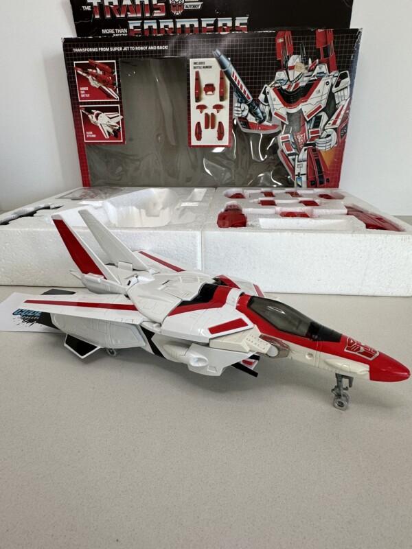 Transformers G1 Jetfire Boxed - Image 6