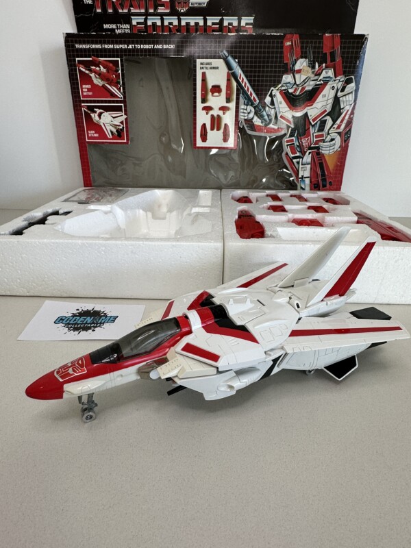 Transformers G1 Jetfire Boxed - Image 7