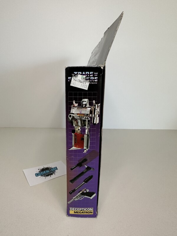 Transformers G1 Megatron Boxed - Image 14