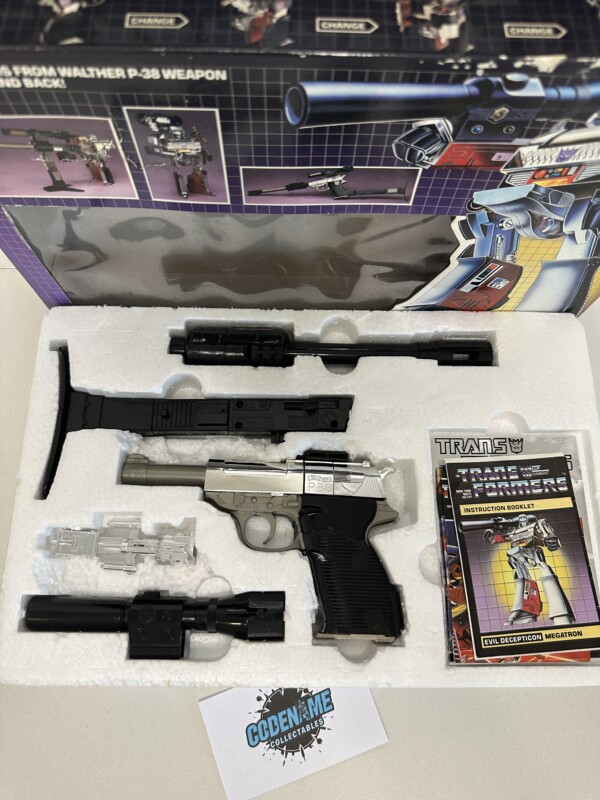 Transformers G1 Megatron Boxed - Image 3