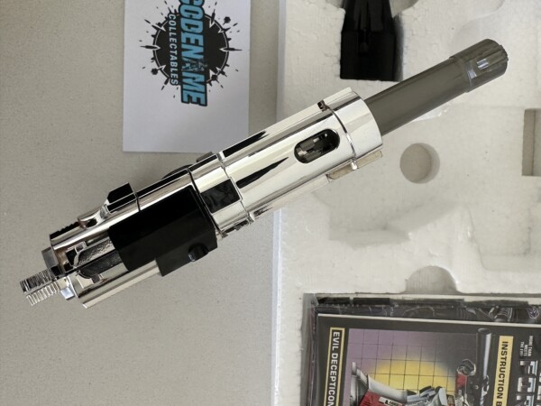 Transformers G1 Megatron Boxed - Image 13