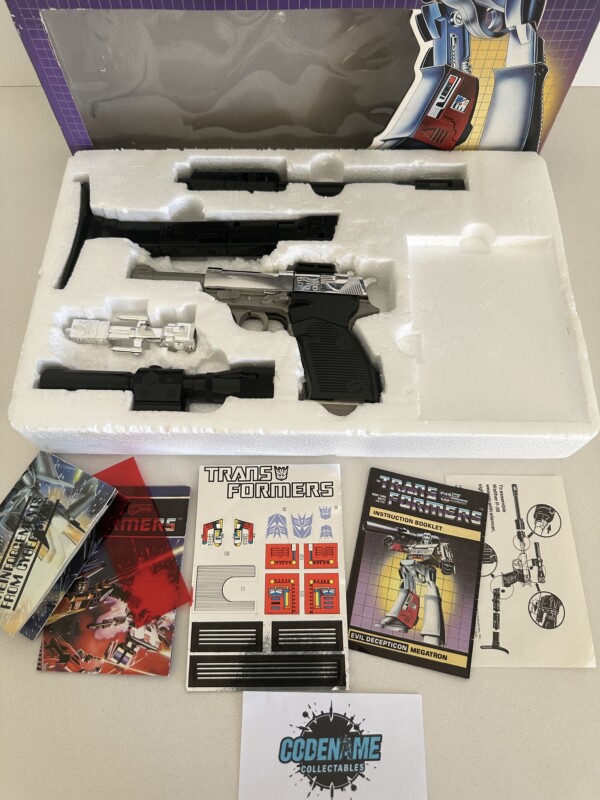 Transformers G1 Megatron Boxed - Image 5
