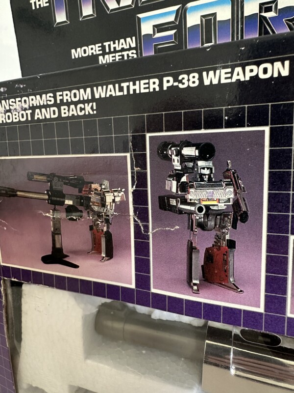 Transformers G1 Megatron Boxed - Image 13