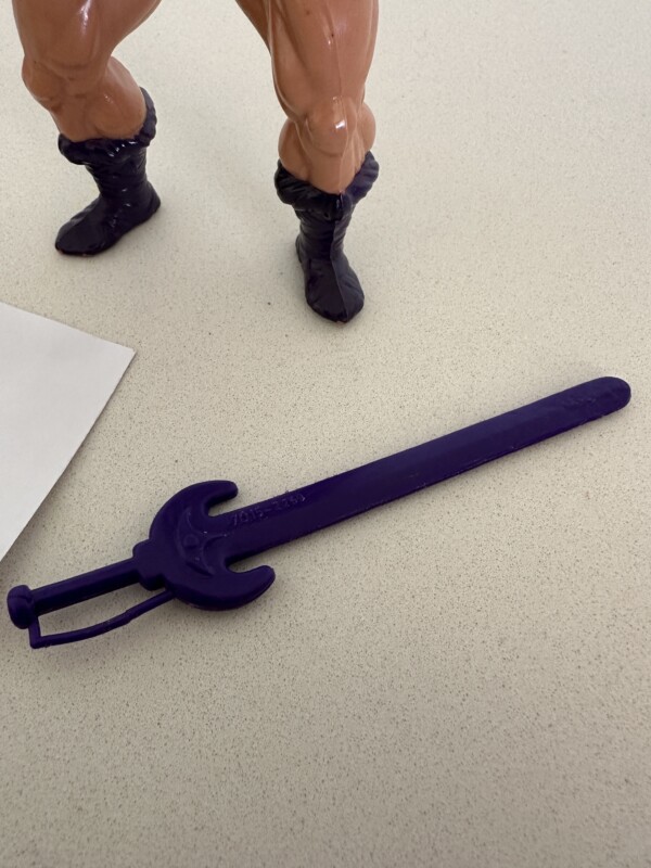 MOTU He-Man Fisto Action Figure 1984 - Image 4