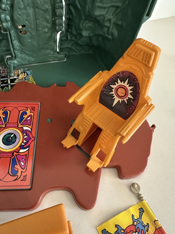 MOTU He-Man Castle GraySkull 1982 - Image 3