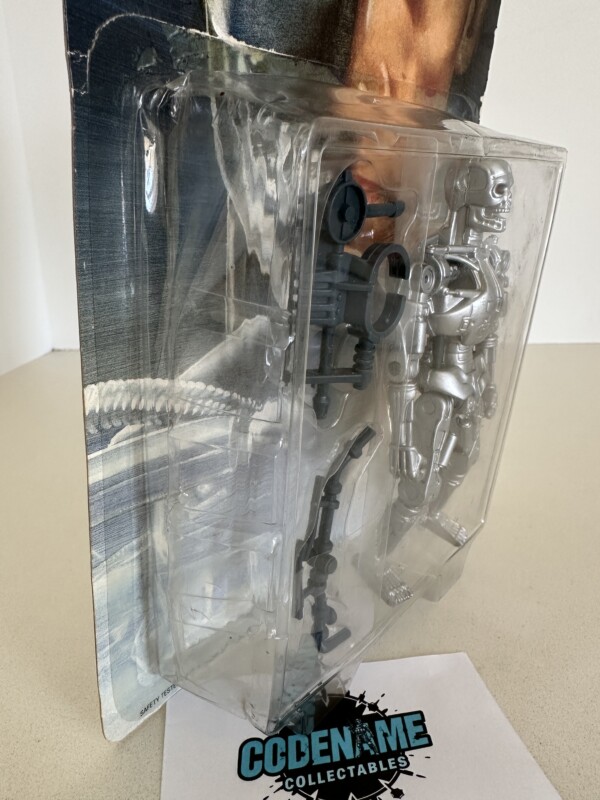 Terminator 2 Techno-Punch Terminator MOSC Kenner 1991 - Image 5