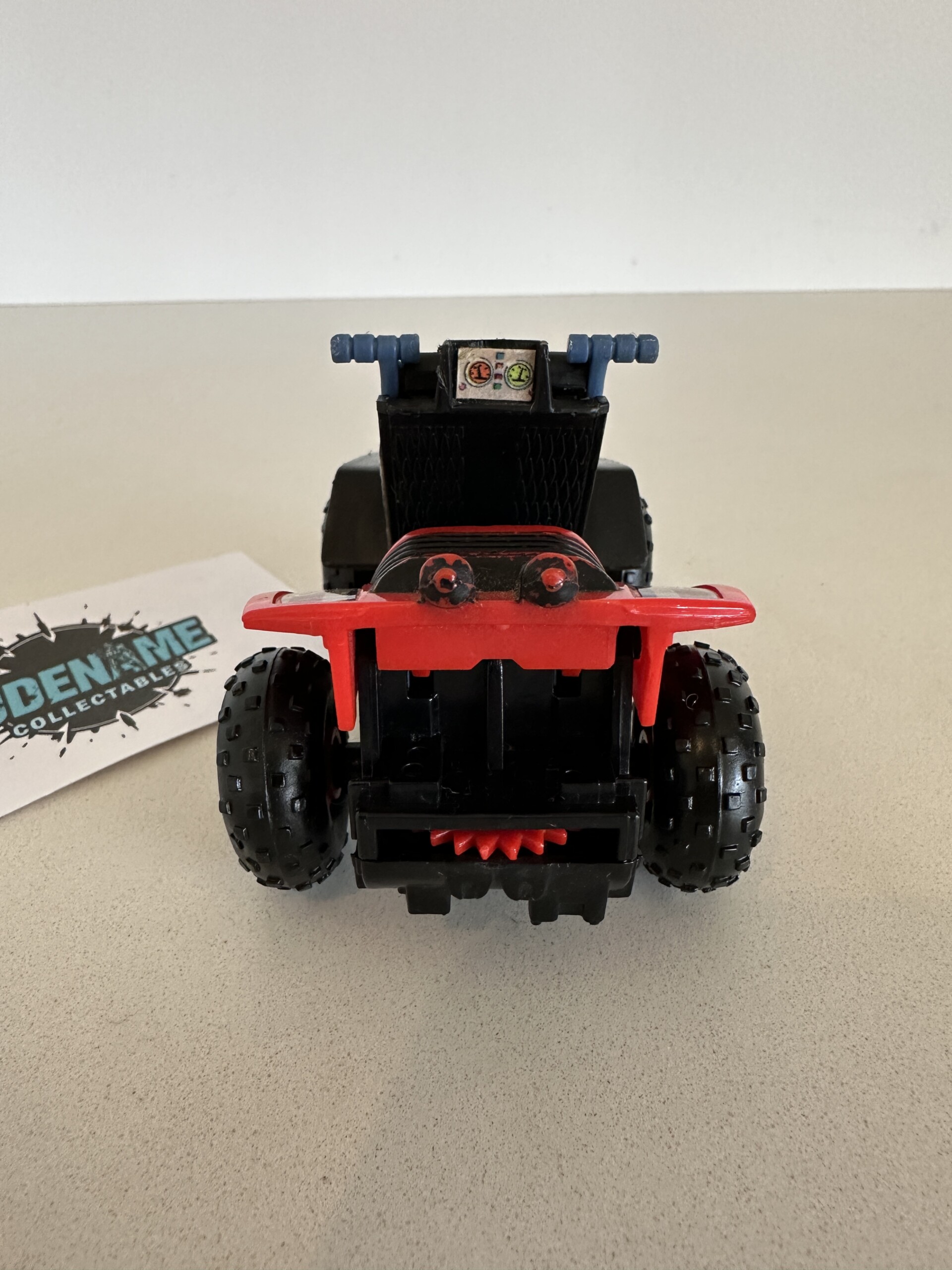 Kenner 1987 M.A.S.K. MASK Iguana Complete with Lester Sludge