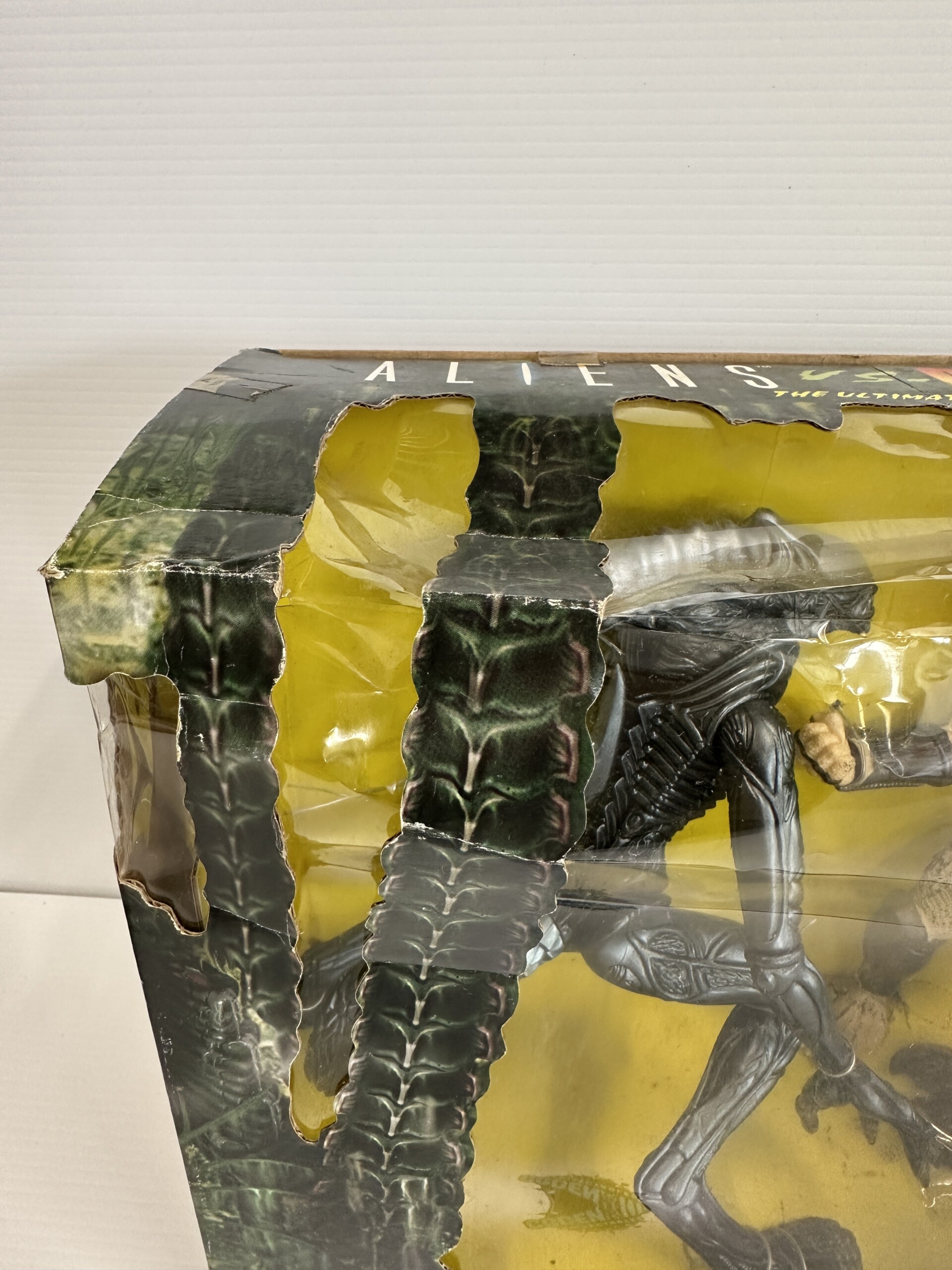 Aliens vs Predator MISB Kenner 1996 - Image 10