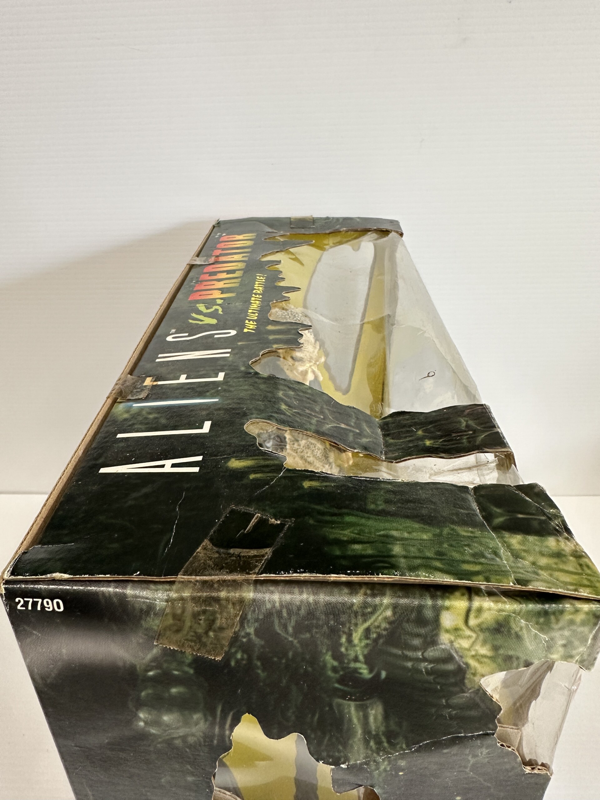 Aliens vs Predator MISB Kenner 1996 - Image 12