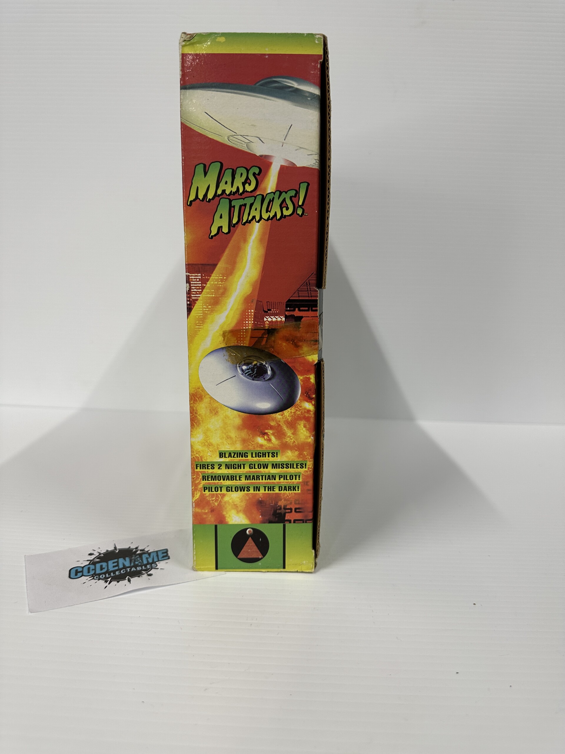 Mars Attacks! Martian Flying Saucer -